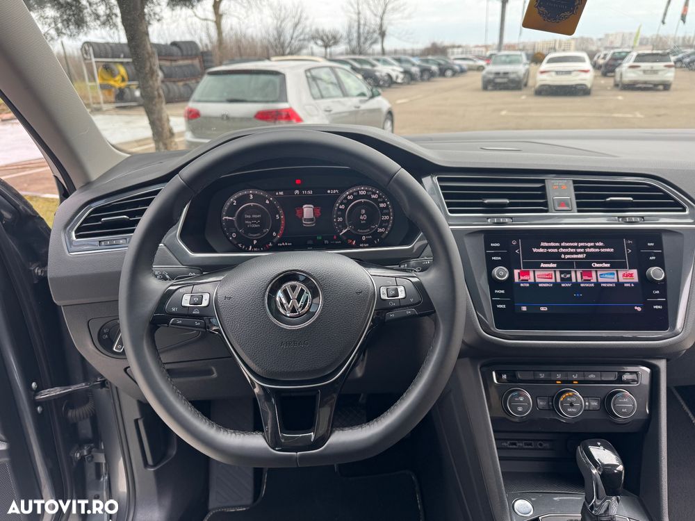 Volkswagen Tiguan - 26
