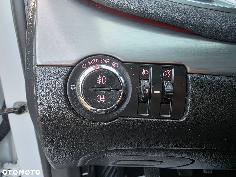 Opel Mokka 1.6 CDTI Cosmo S&S - 24