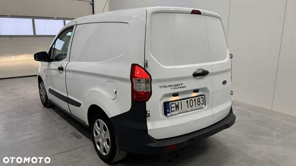 Ford Transit Courier - 6