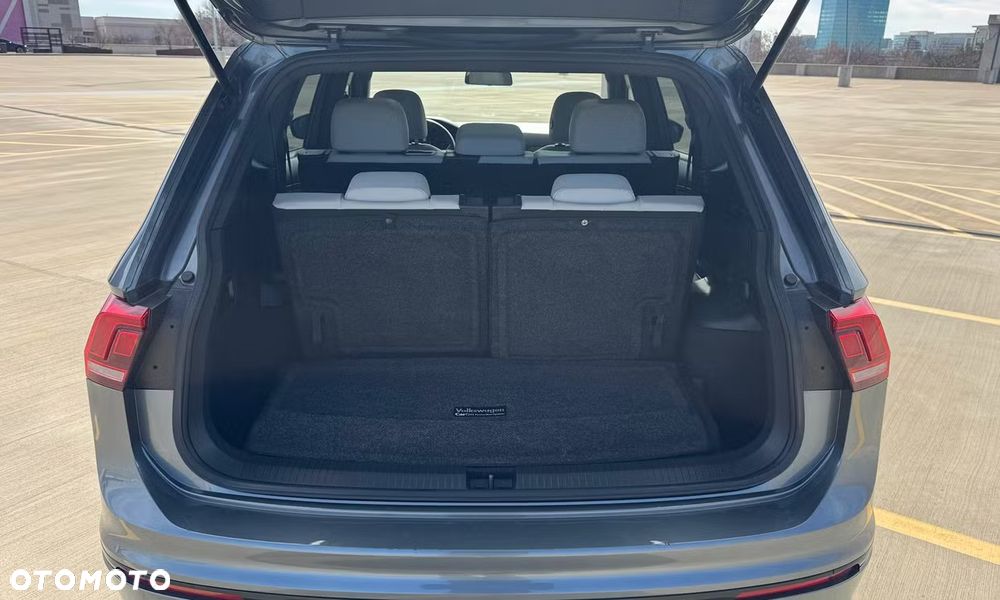 Volkswagen Tiguan - 20