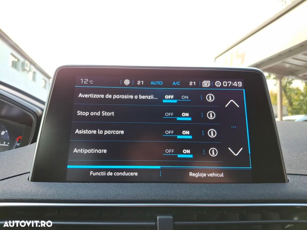 Peugeot 3008 1.2 PureTech 130 EAT8 Active Pack - 18