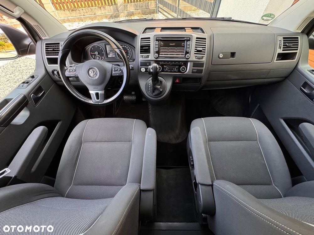 Volkswagen Multivan - 20