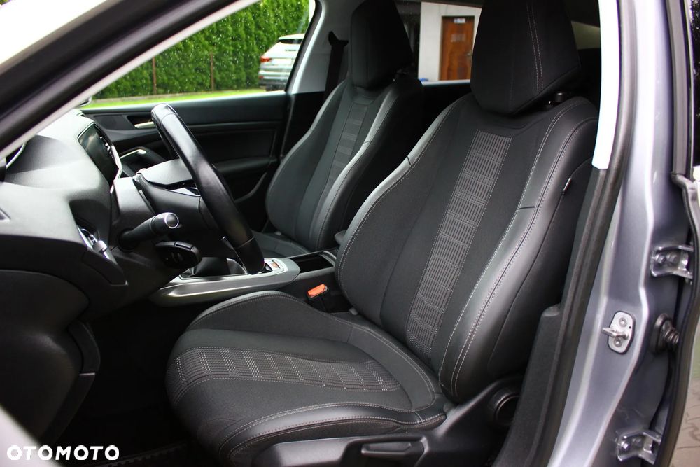 Peugeot 308 BlueHDi FAP 130 Stop & Start Allure - 22