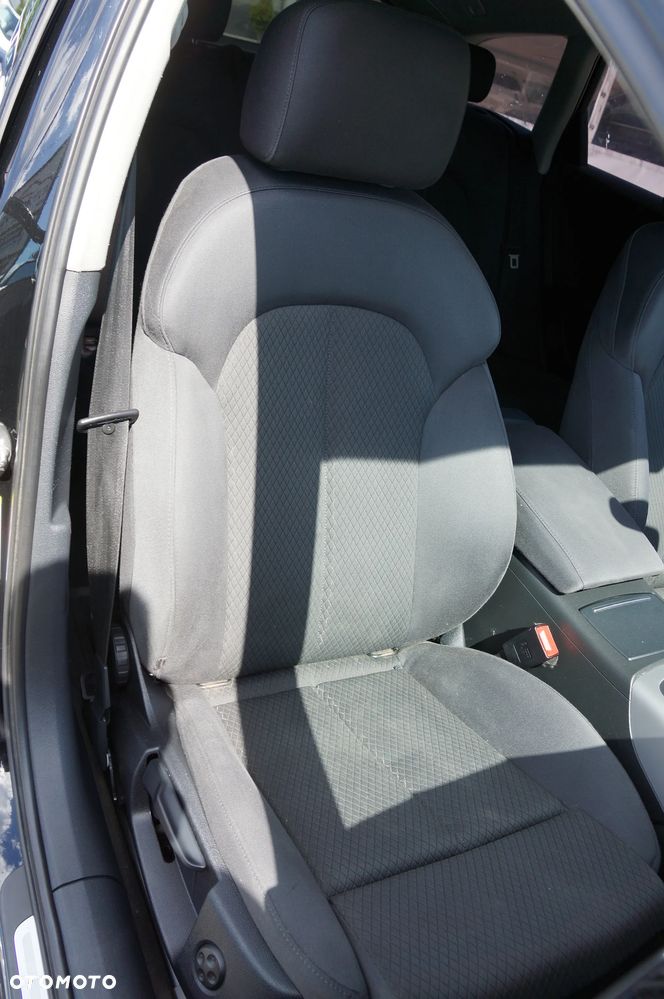 Audi A6 Avant - 27