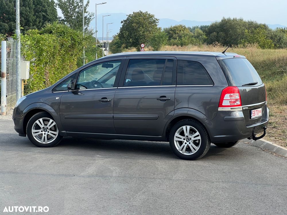 Opel Zafira 2009 photo 5