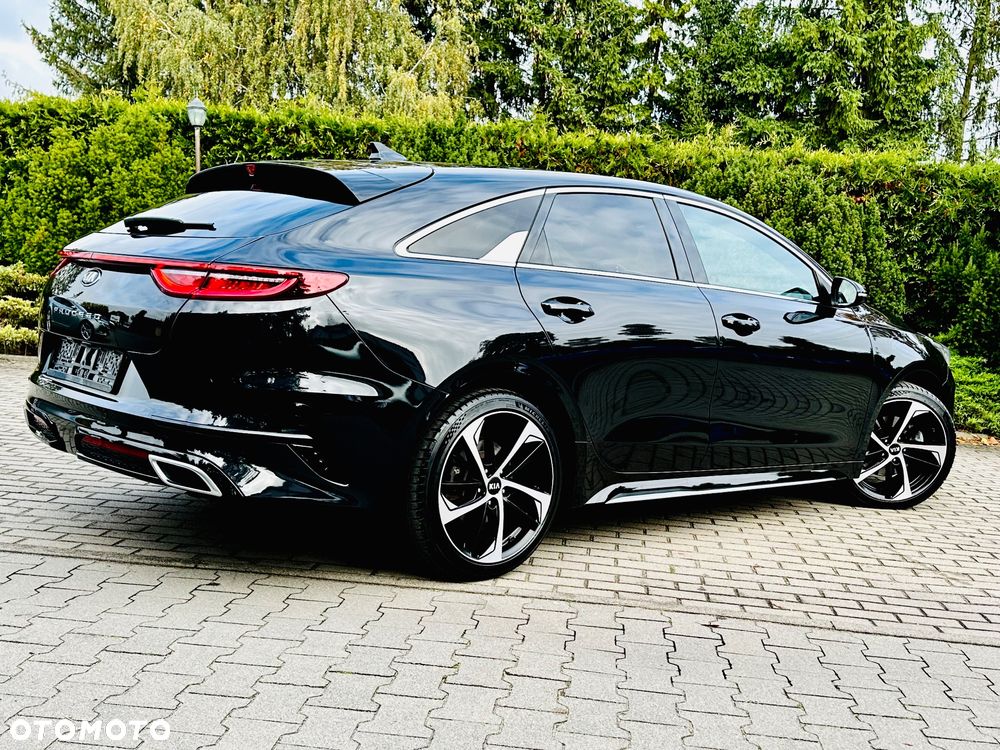 Kia ProCeed 1.4 T-GDI DCT7 OPF GT LINE - 3