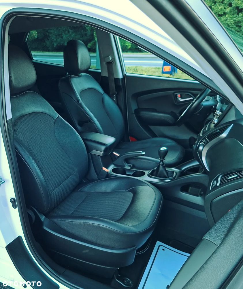 Hyundai ix35 1.6 2WD Style - 24