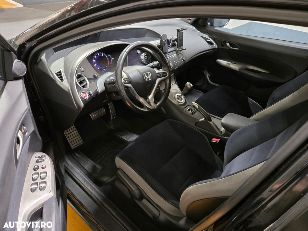 Honda Civic 1.8i-VTEC i-SHIFT Type S - 5