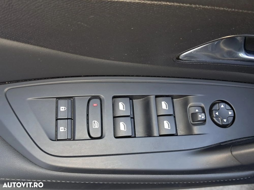 Peugeot 308 1.2L PureTech S&S EAT8 Allure Pack - 4