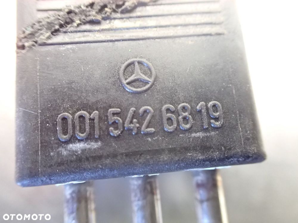PRZEKAŹNIK MERCEDES - BENZ W124 E300 2.3 0015426819 - 2