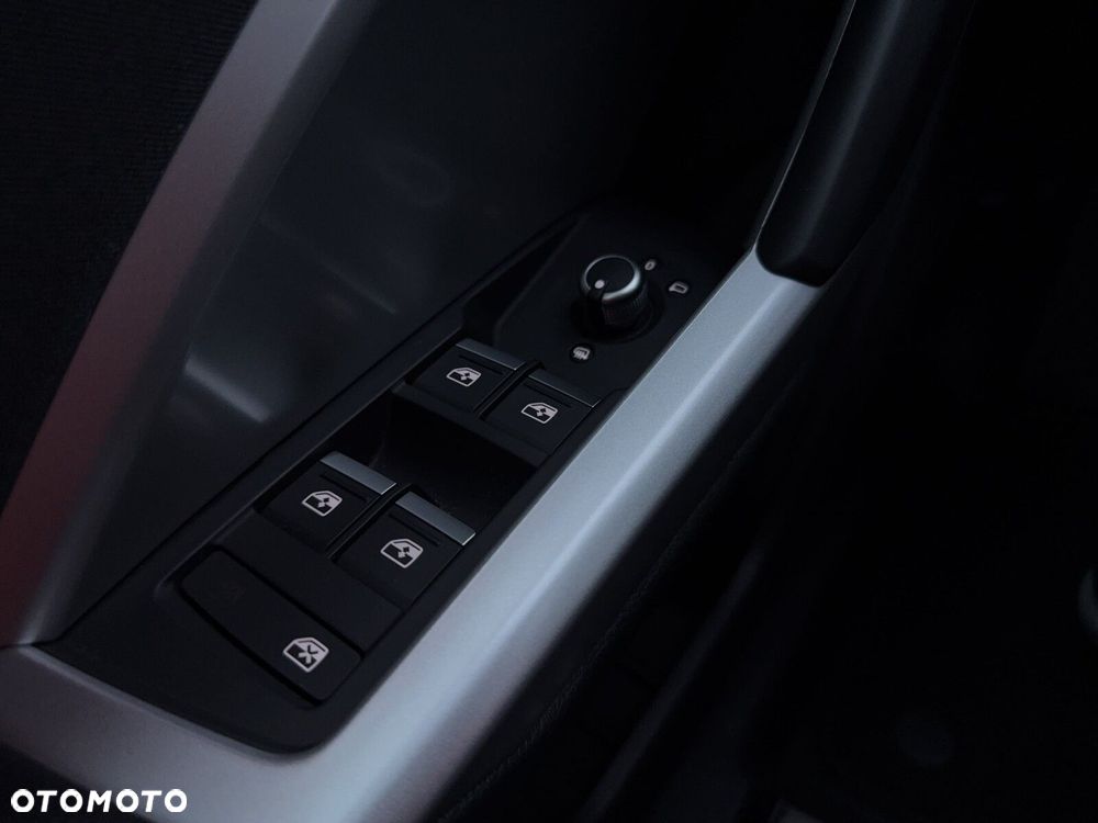 Audi Q3 35 TFSI S tronic - 27