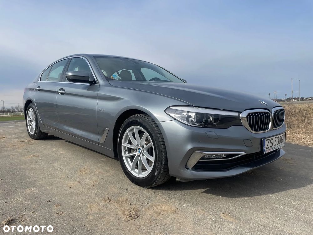 BMW Seria 5 520d Luxury Line - 2