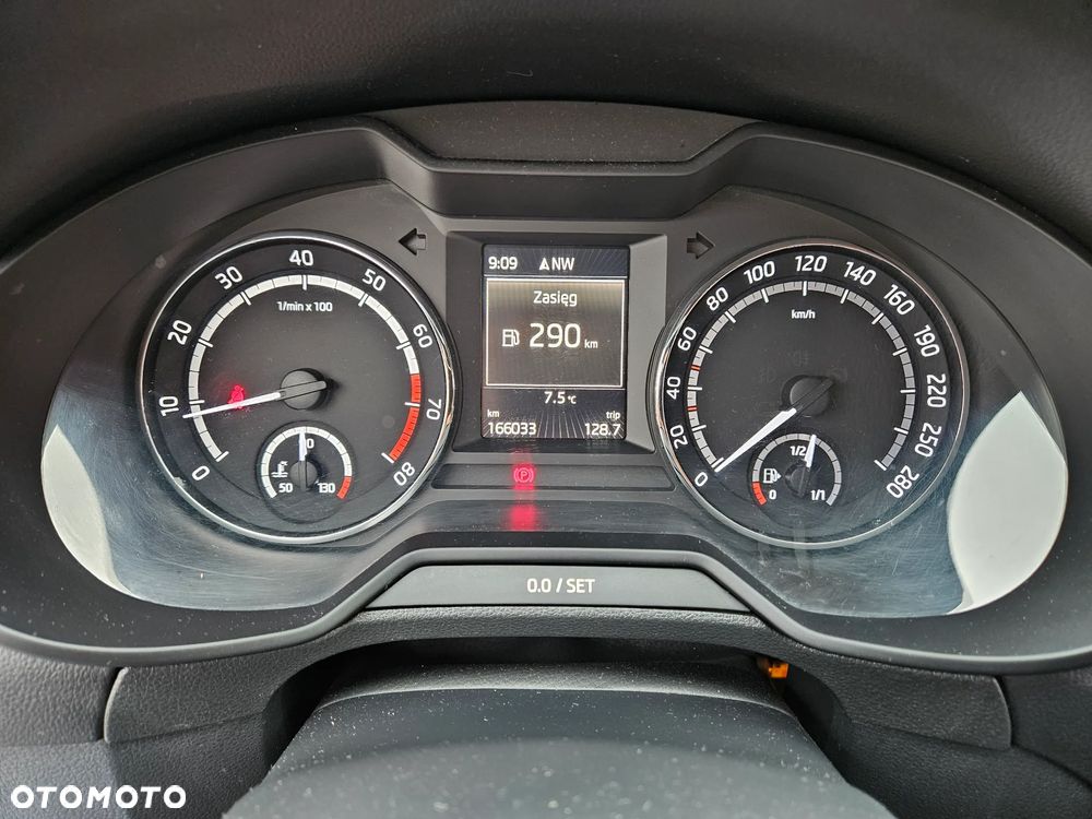 Skoda Octavia 2.0 TSI RS - 17