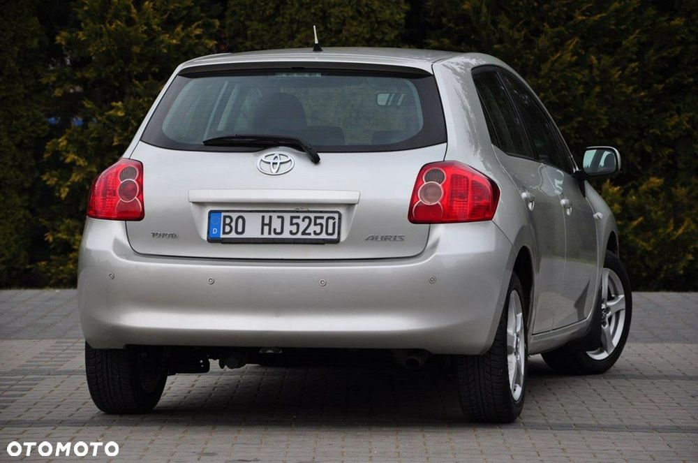 Toyota Auris - 13