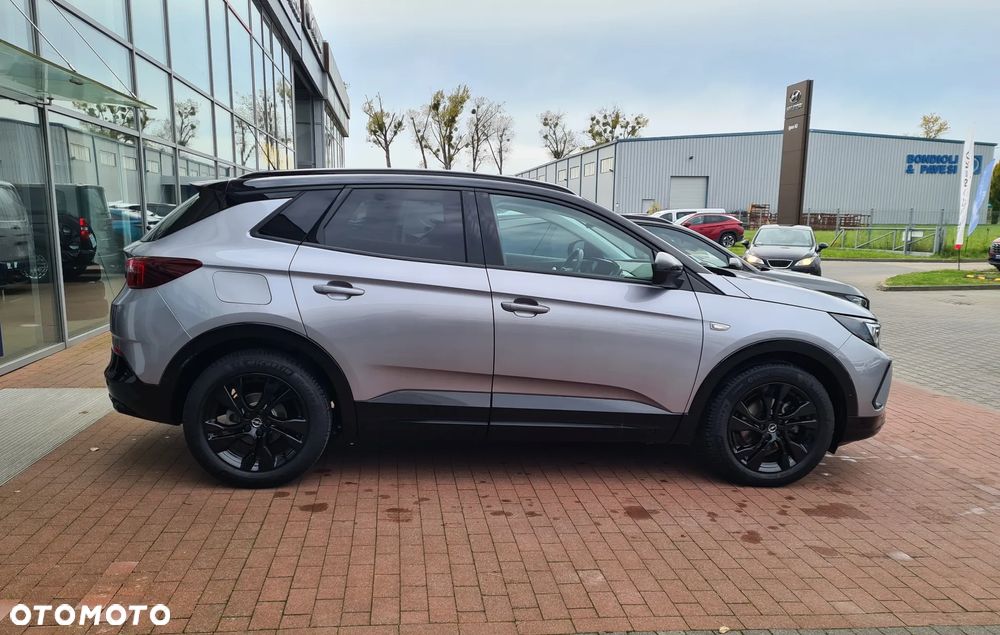 Opel Grandland 1.2 T GS S&S - 6