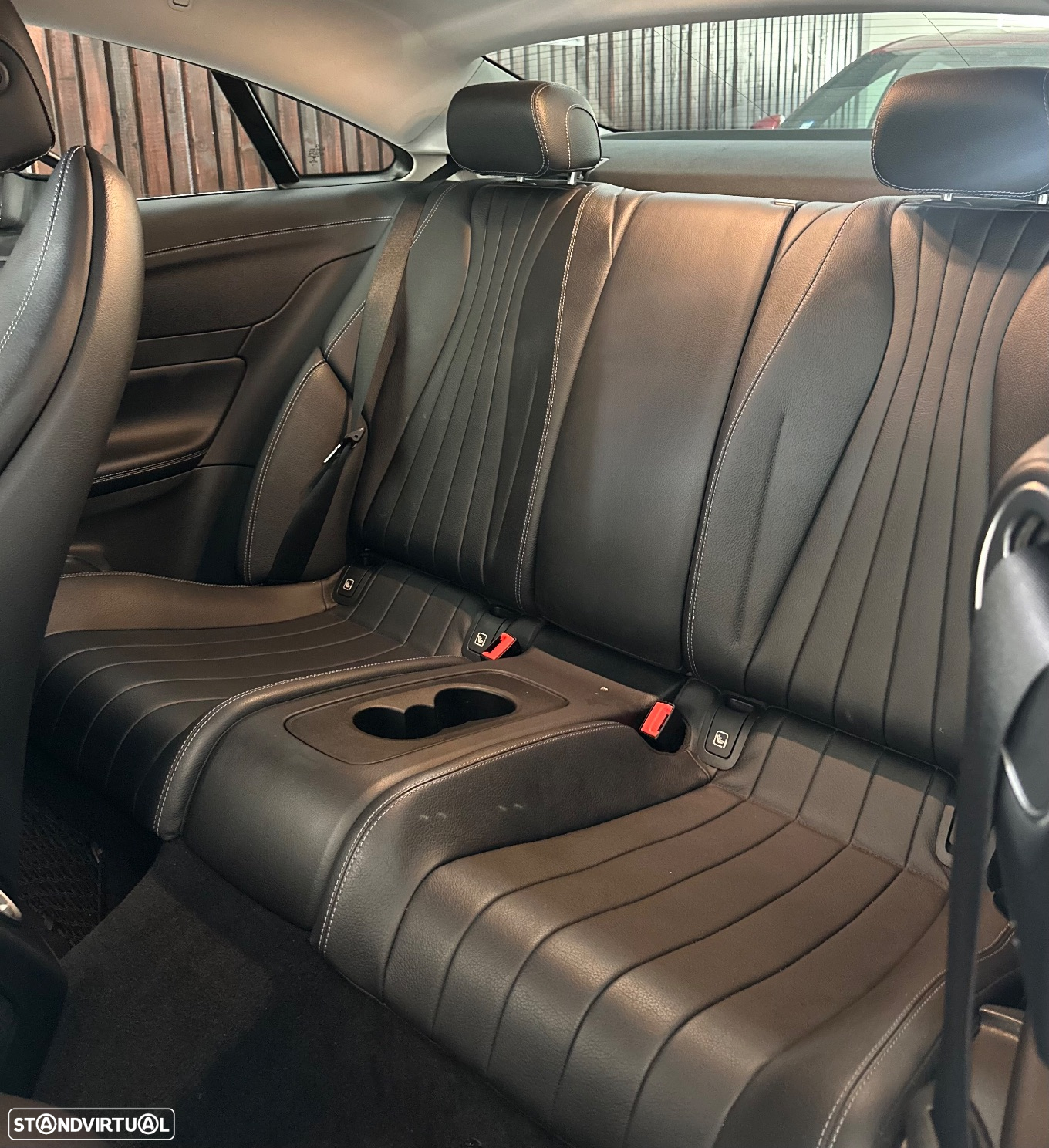Mercedes-Benz E 220 d Aut. - 13