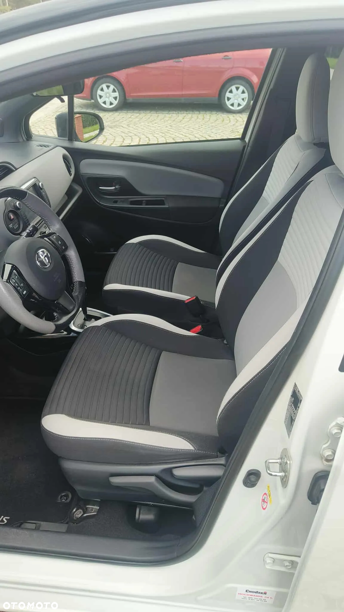 Toyota Yaris - 8