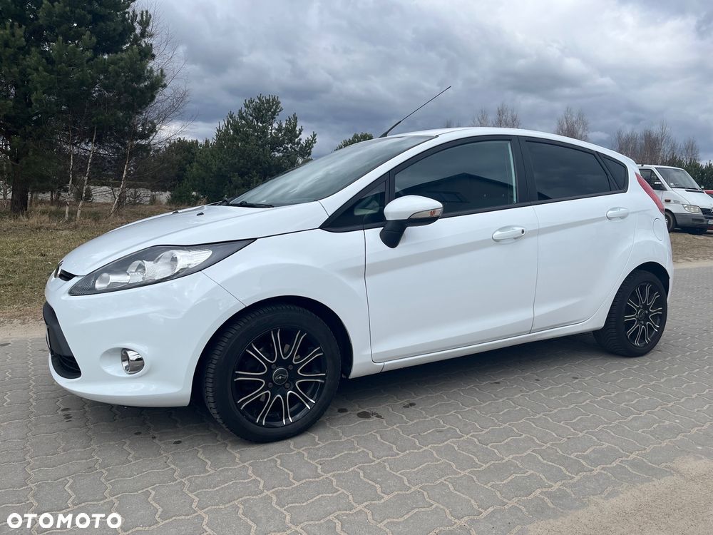 Ford Fiesta 1.25 Champions Edition - 4