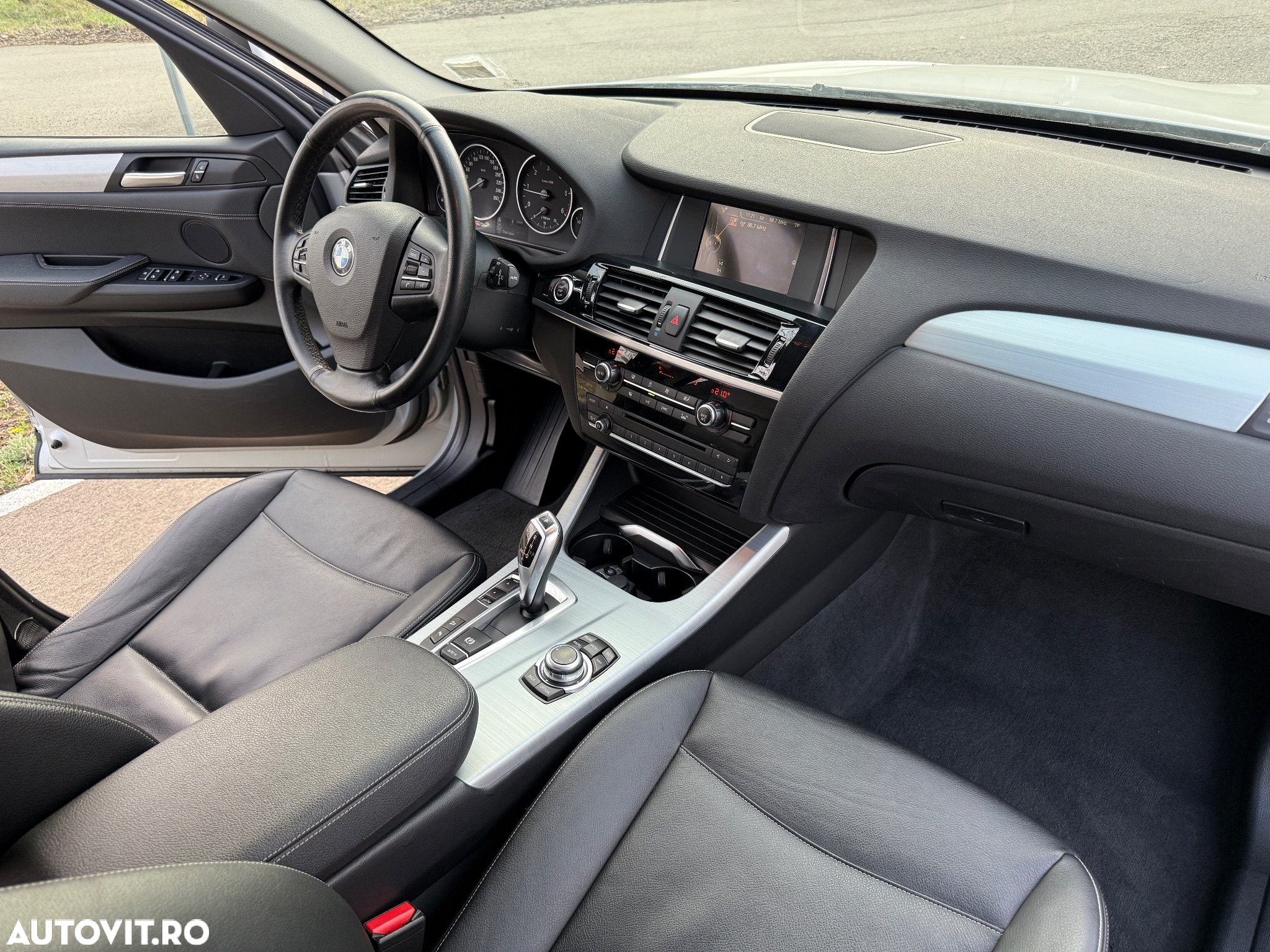 BMW X3 xDrive20d AT xLine - 7