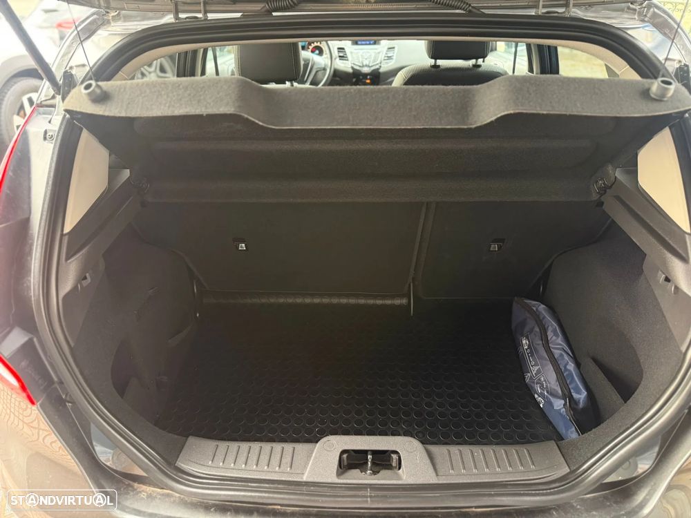 Ford Fiesta 1.0 EcoBoost Connected - 26