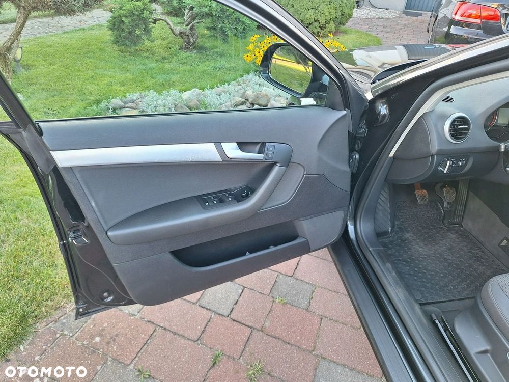 Audi A3 Sportback - 13
