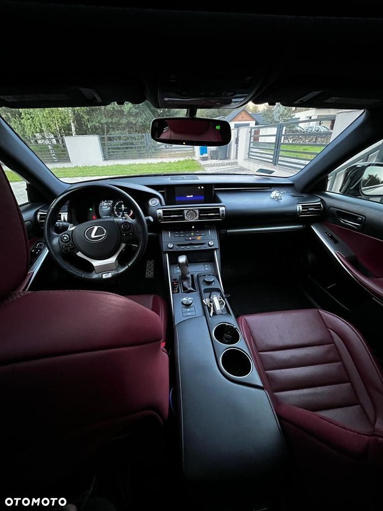 Lexus IS 250 F Sport - 6