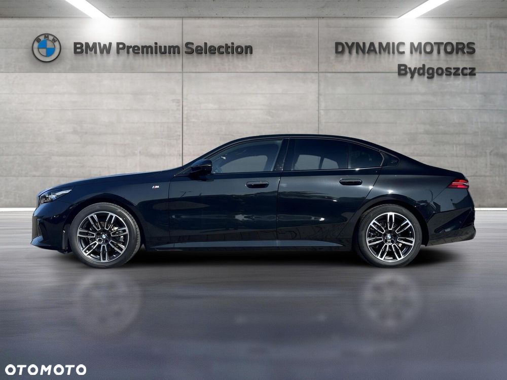 BMW Seria 5 520d xDrive mHEV M Sport - 4