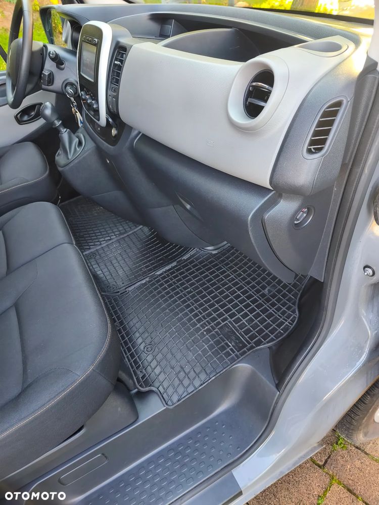 Renault Trafic - 20