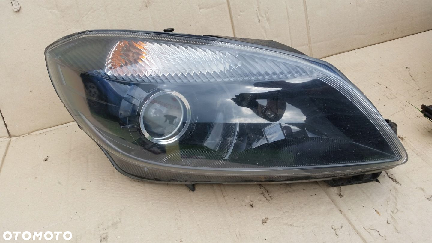 SKODA FABIA 2 II LIFT MONTE CARLO PRAWA LEWA LAMPA PRZÓD KOMPLET - 2