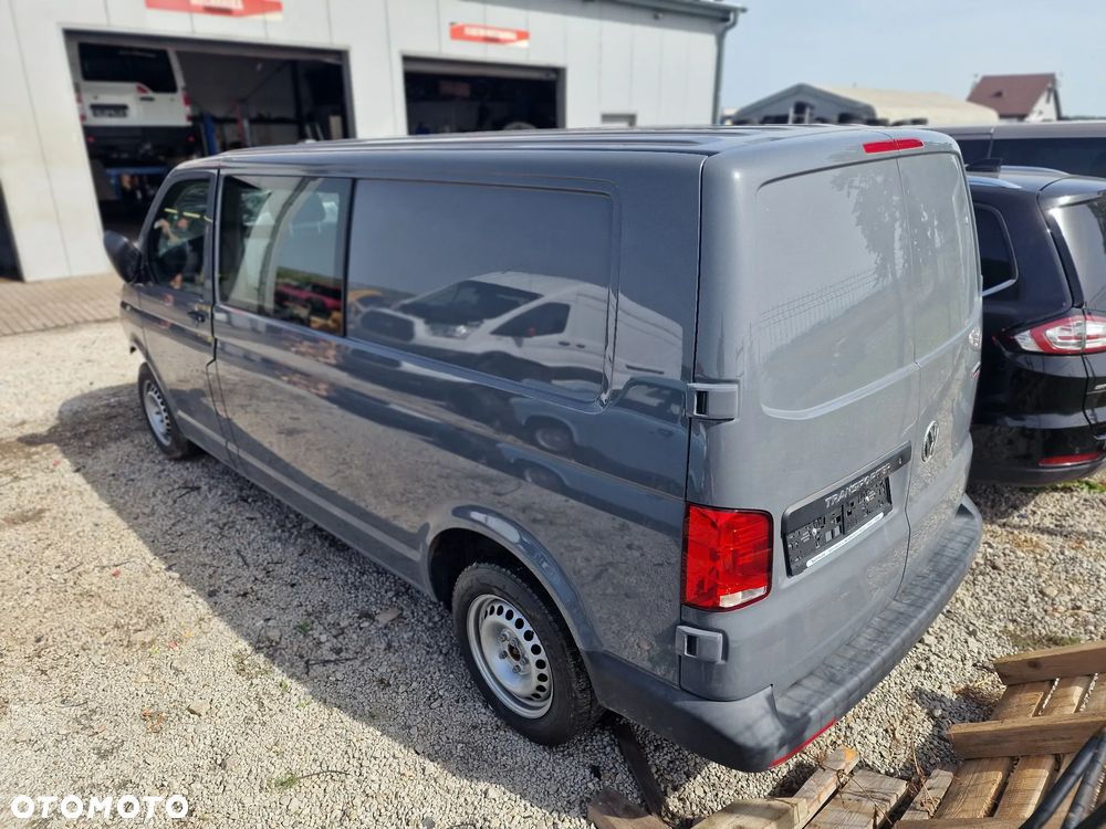 Volkswagen Transporter - 5