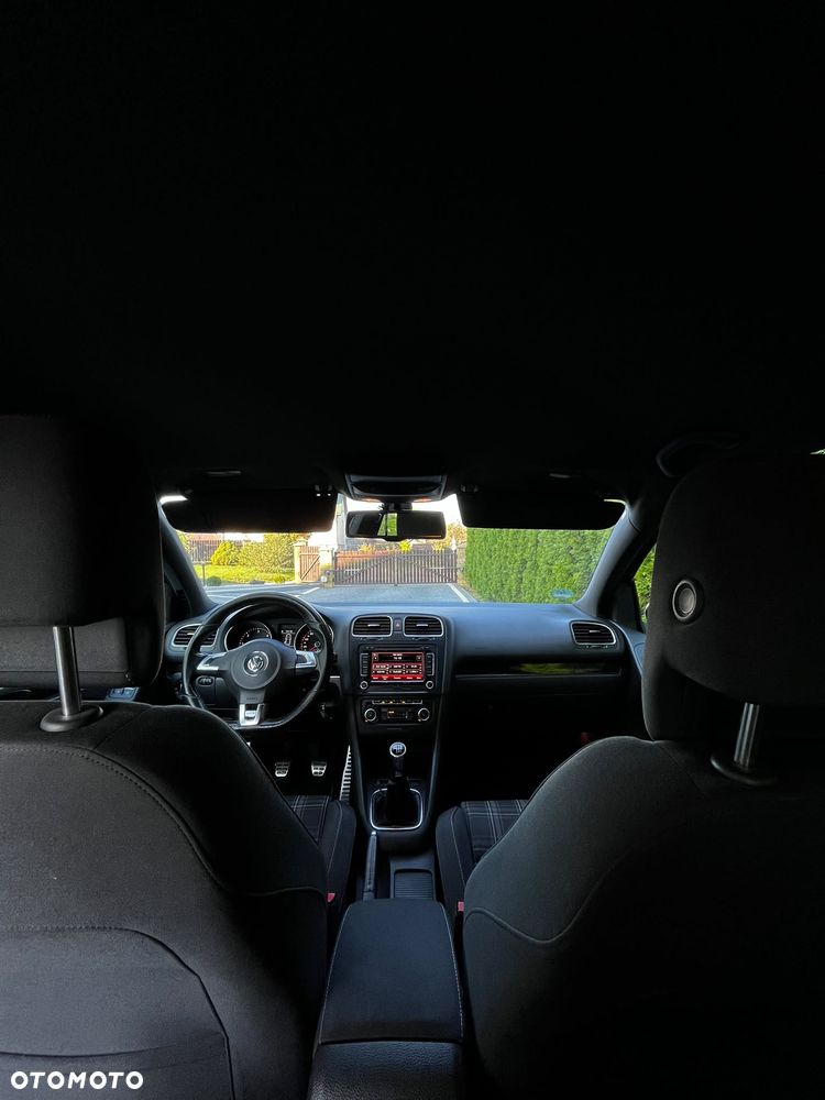 Volkswagen Golf - 13