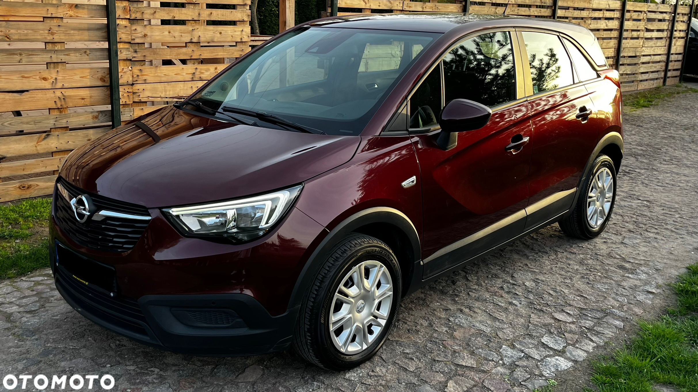 Opel Crossland X 1.2 T Enjoy S&S - 3