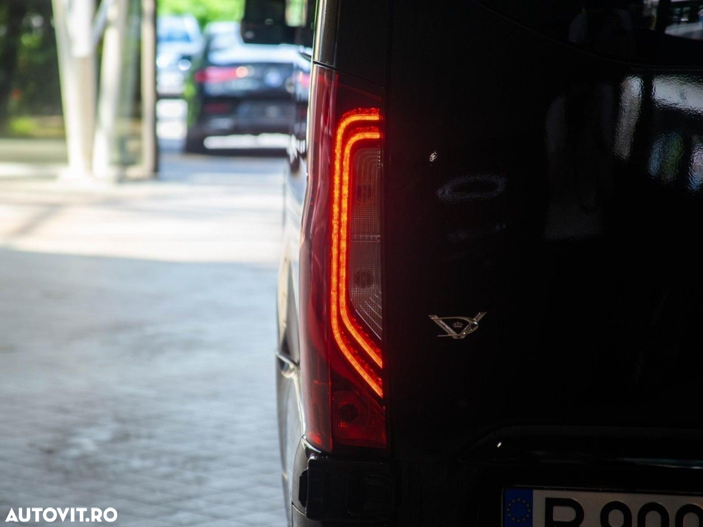 Mercedes-Benz Sprinter - 4