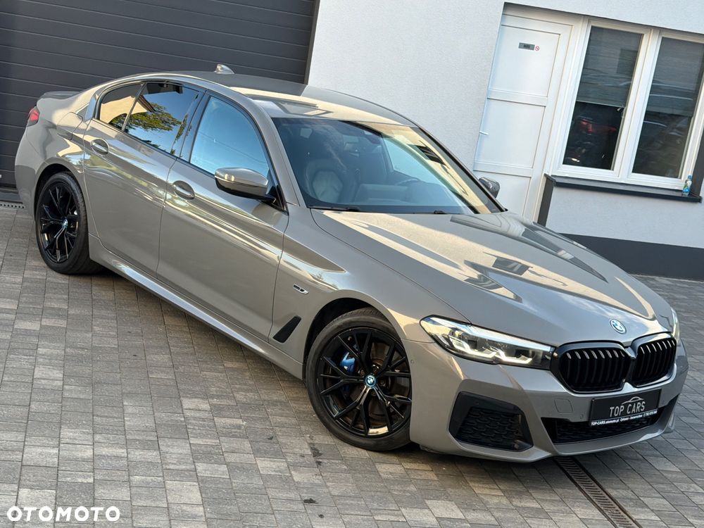 BMW Seria 5 530e PHEV M Sport - 3