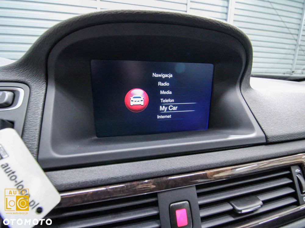 Volvo V70 D4 Drive-E Dynamic Summum - 24