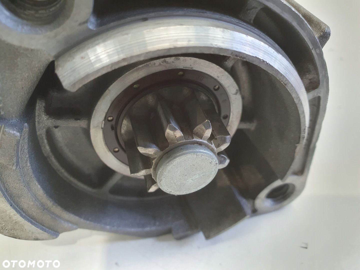 VW Passat B5 FL 1.9 TDI ROZRUSZNIK bosch 0001124020 - 6