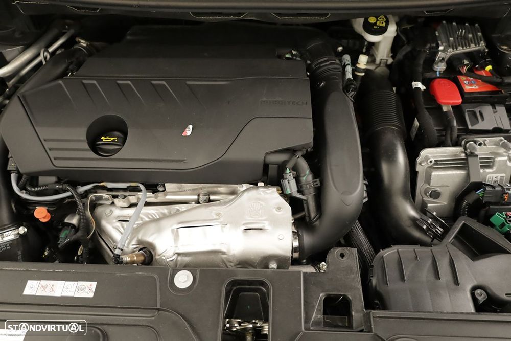 Peugeot 3008 1.6 Hybrid Allure Pack e-EAT8 - 26