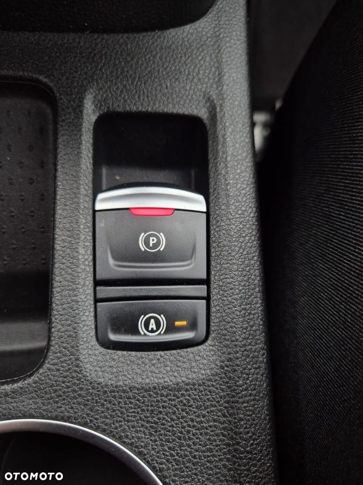 Renault Captur 1.3 TCe Intens EDC - 26