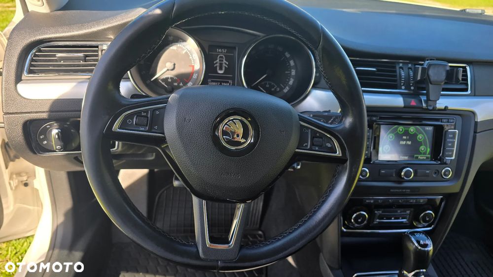 Skoda Superb 2.0 TDI 4x4 Business DSG - 10