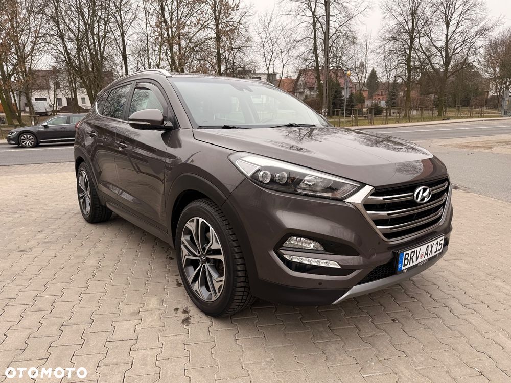 Hyundai Tucson - 1