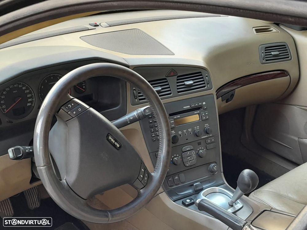 Volvo S60 2.3 T5 - 13