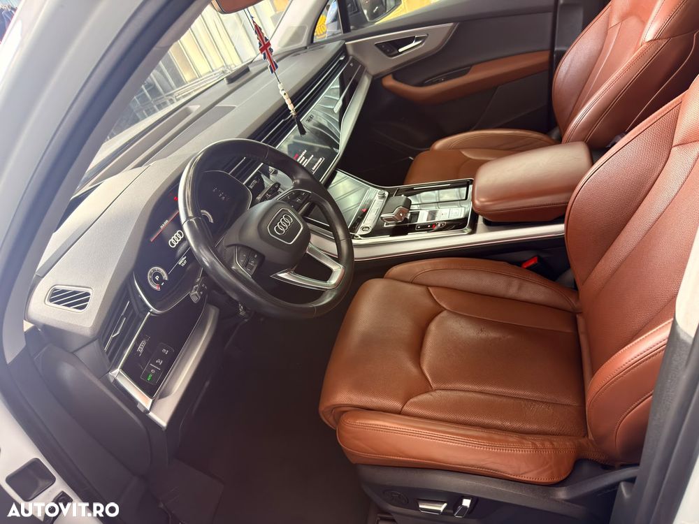 Audi Q7 - 14