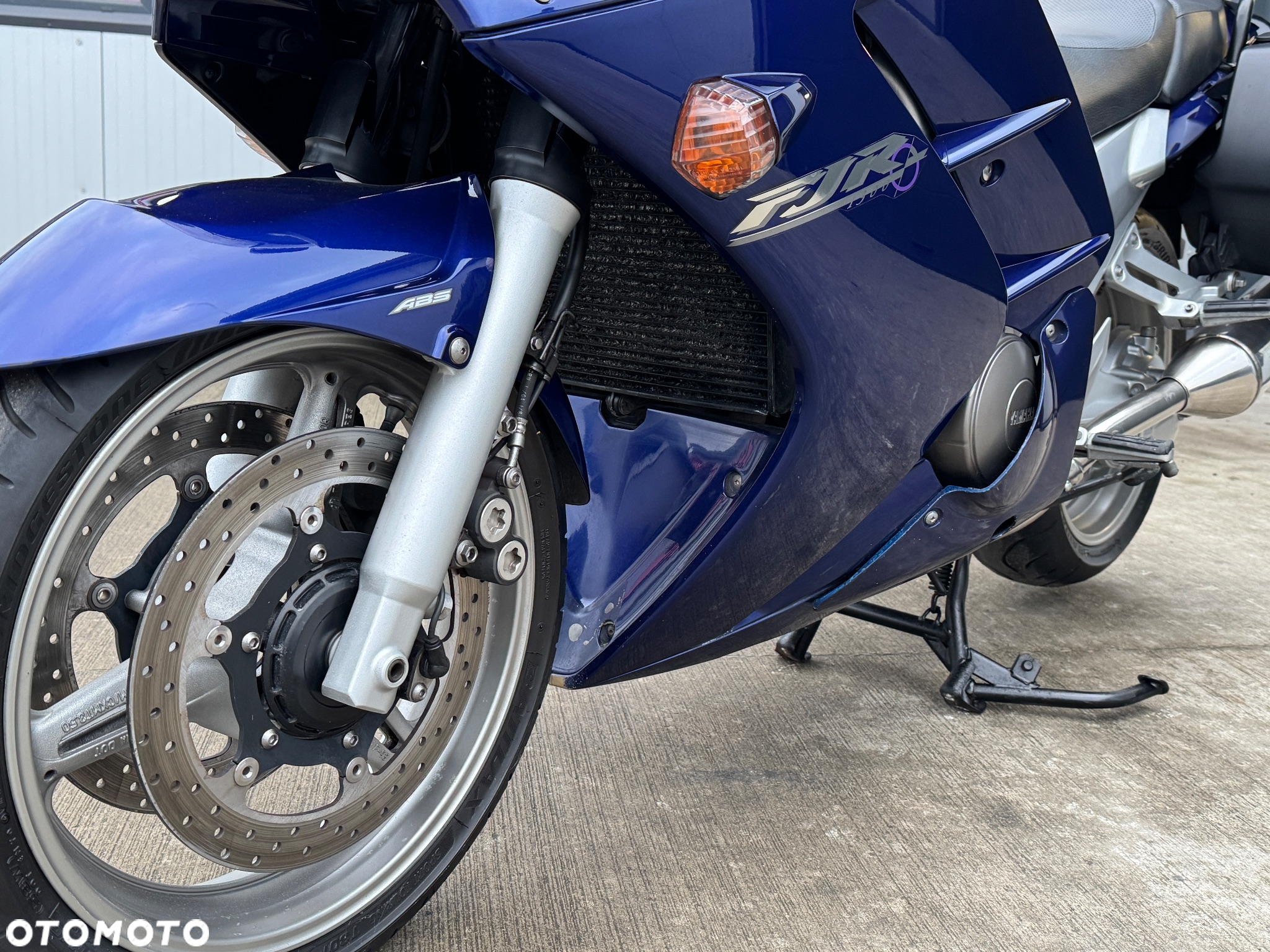 Yamaha FJR - 33
