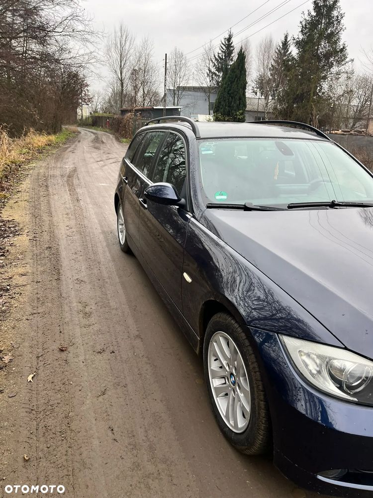 BMW Seria 3 318i Edition Exclusive - 2