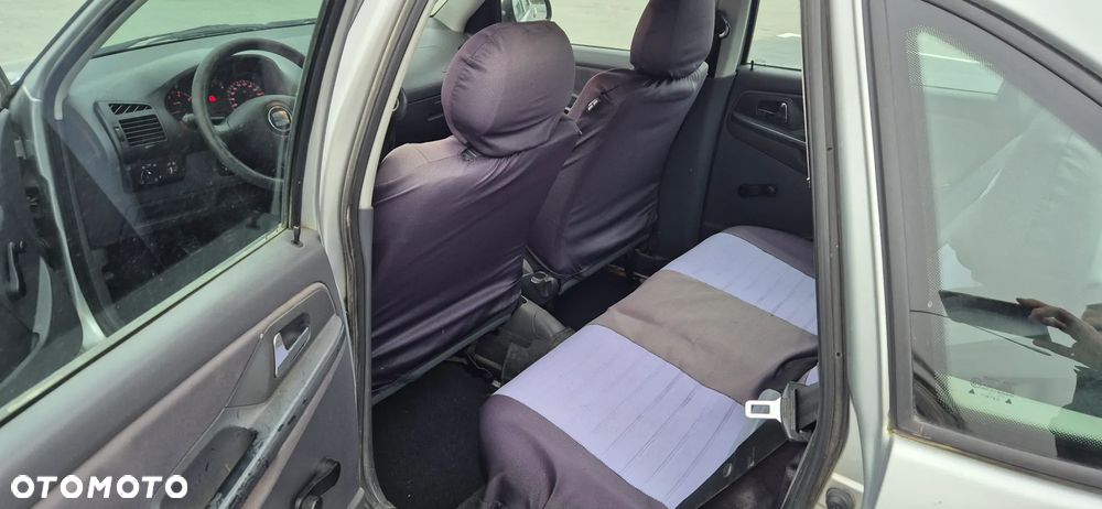 Seat Cordoba 1.4 16V Stella - 11