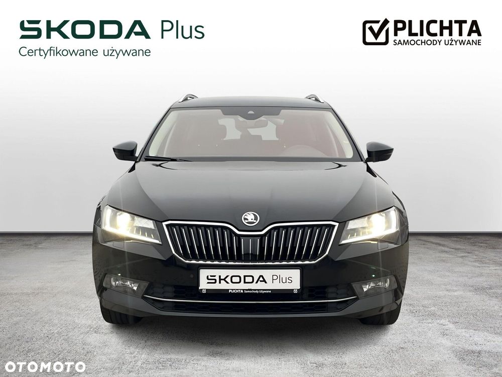 Skoda Superb 2.0 TDI SCR 4x4 Style DSG - 8