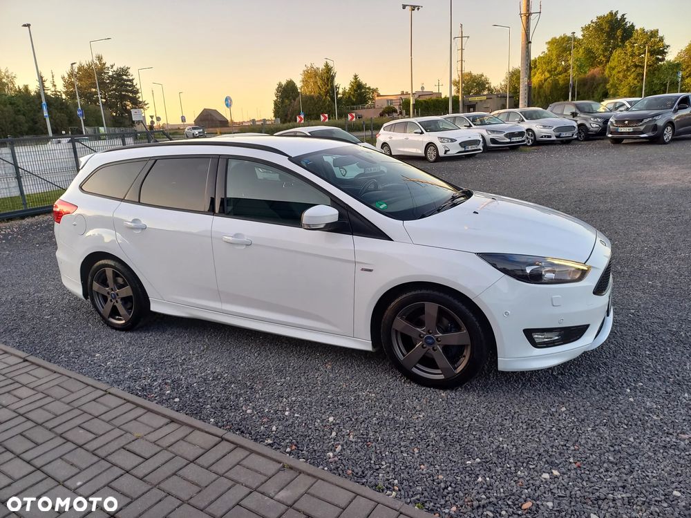 Ford Focus 1.0 EcoBoost ST-Line ASS - 9