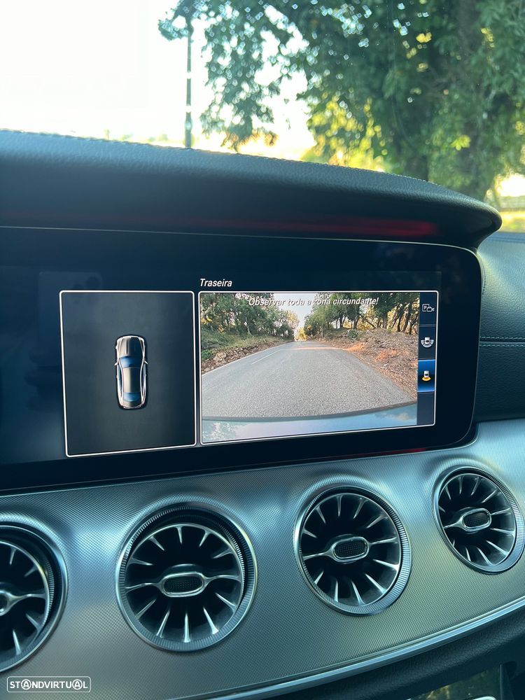 Mercedes-Benz E 220 d AMG Line - 16