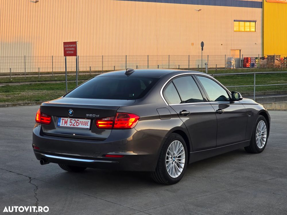 BMW Seria 3 320d Aut. Luxury Line - 4