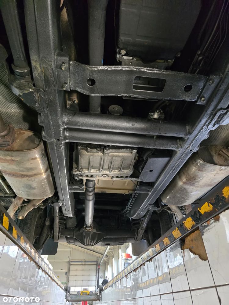 Mercedes-Benz Klasa G 500 7G-TRONIC - 25